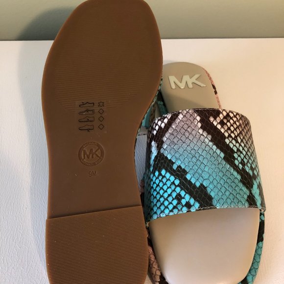 Brand New Michael Kors Hayworth Slide - 40S2HAFP2E - Picture 7 of 11